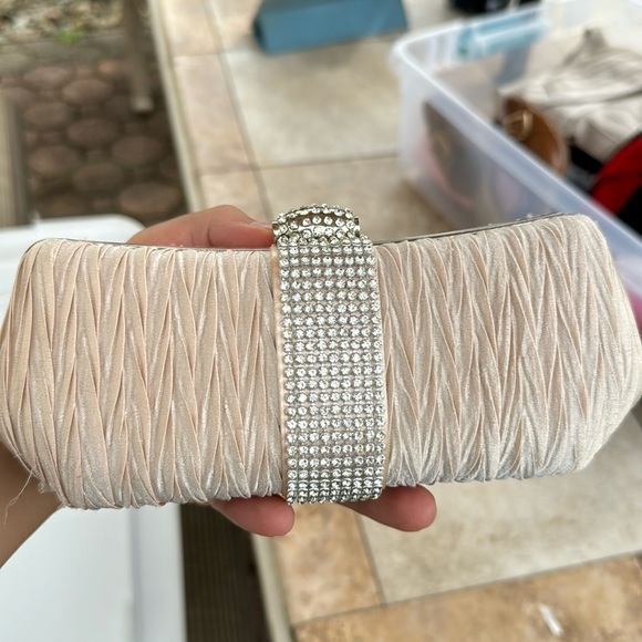Champagne rhinestone clutch - Picture 1 of 6